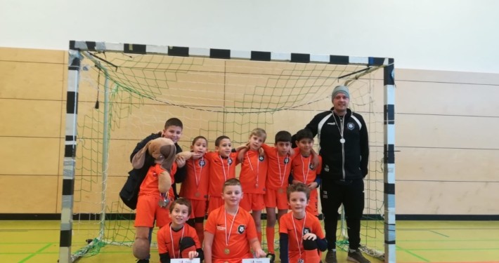 F-Jugend holt 2. Platz beim Hallenturnier der SpVgg Leipzig F-Jugend holt 2. Platz beim Hallenturnier der SpVgg Leipzig